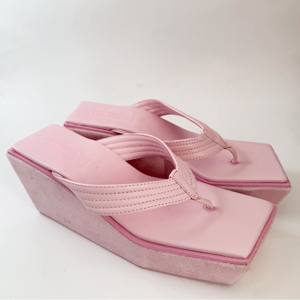 Frankies Bikinis LA Girl Pink Platform Flip Flop Sandals Size 39